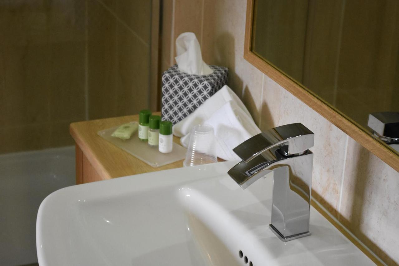ポートリー Tor View Bed & Breakfast エクステリア 写真